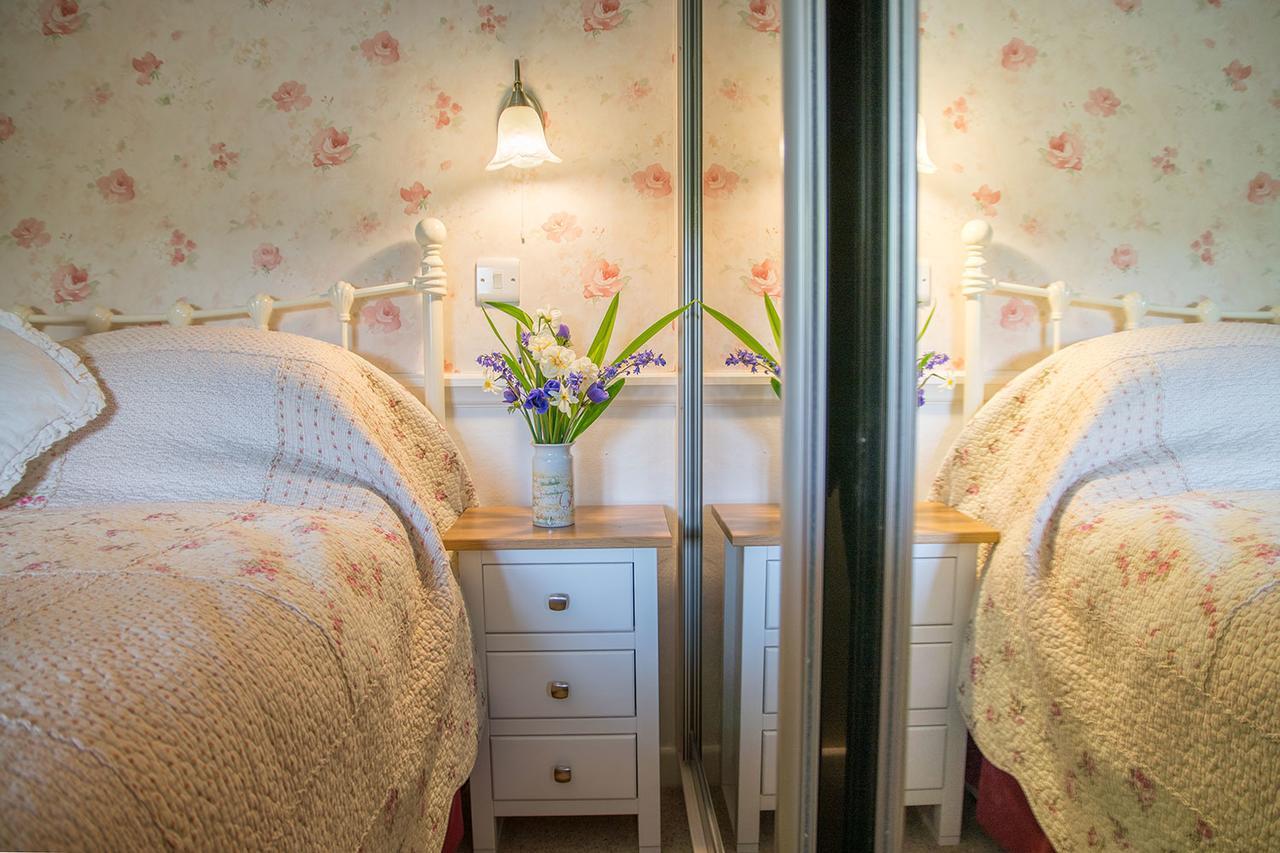 Combas Farm Hotell Braunton Exteriör bild