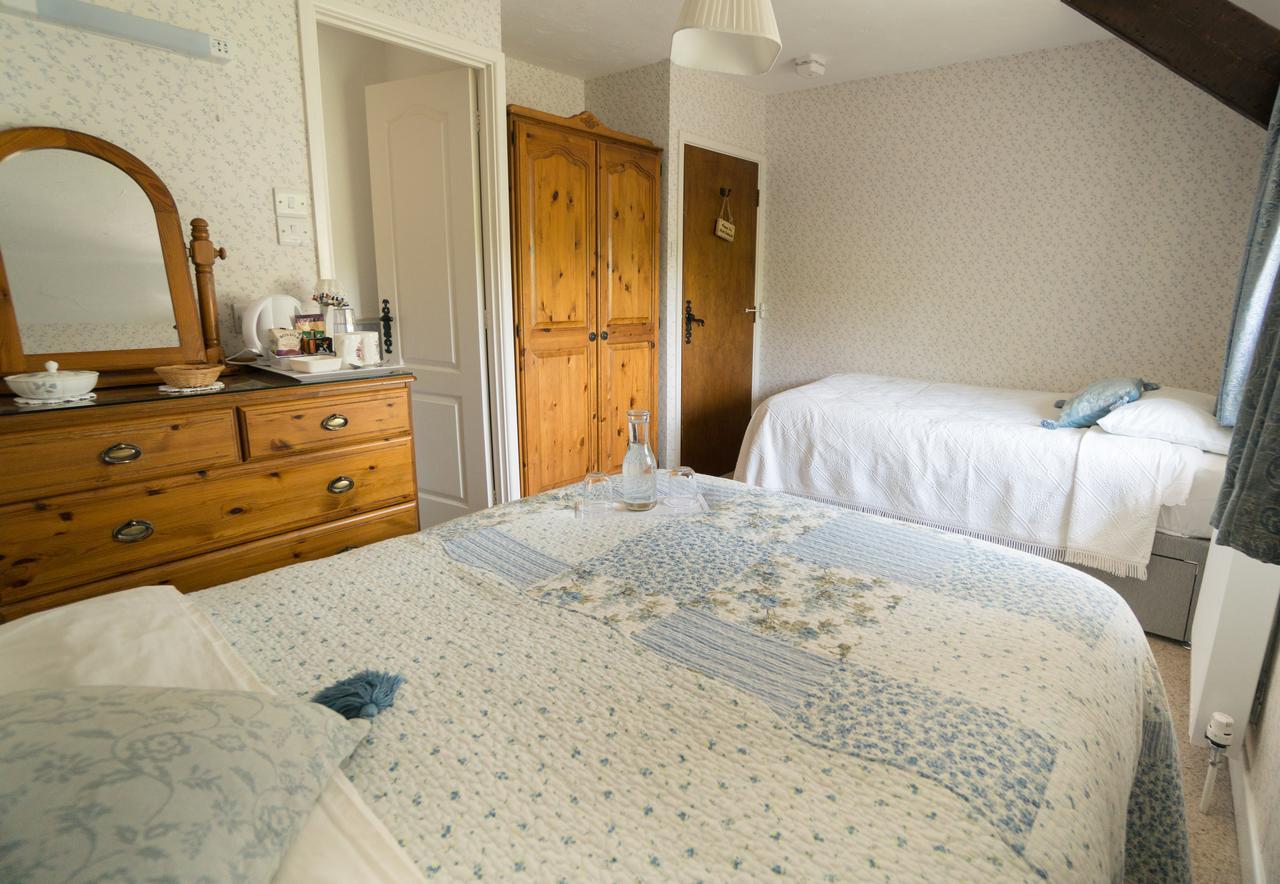Combas Farm Hotell Braunton Exteriör bild